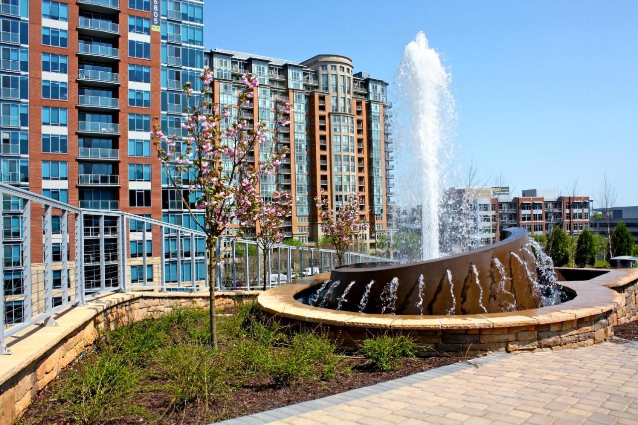 Hala Tysons Aparthotel แม็คเลน ภายนอก รูปภาพ