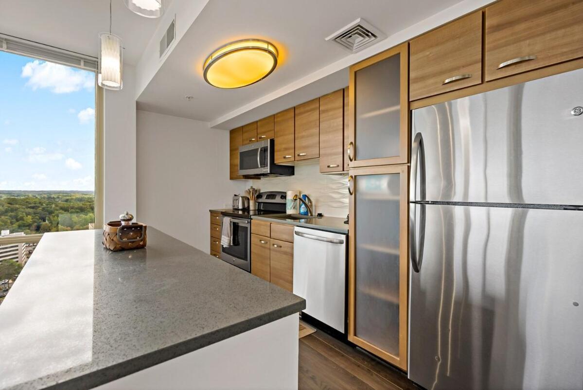 Hala Tysons Aparthotel แม็คเลน ภายนอก รูปภาพ