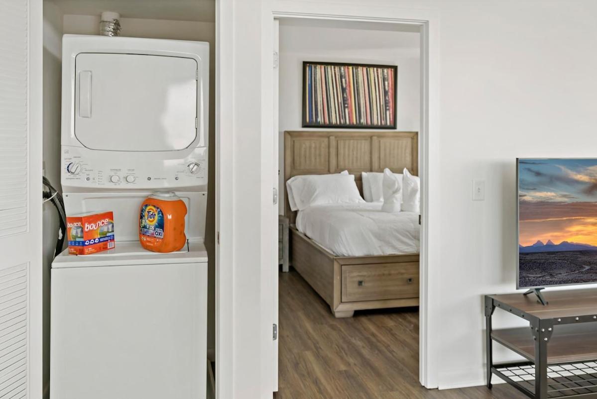 Hala Tysons Aparthotel แม็คเลน ภายนอก รูปภาพ