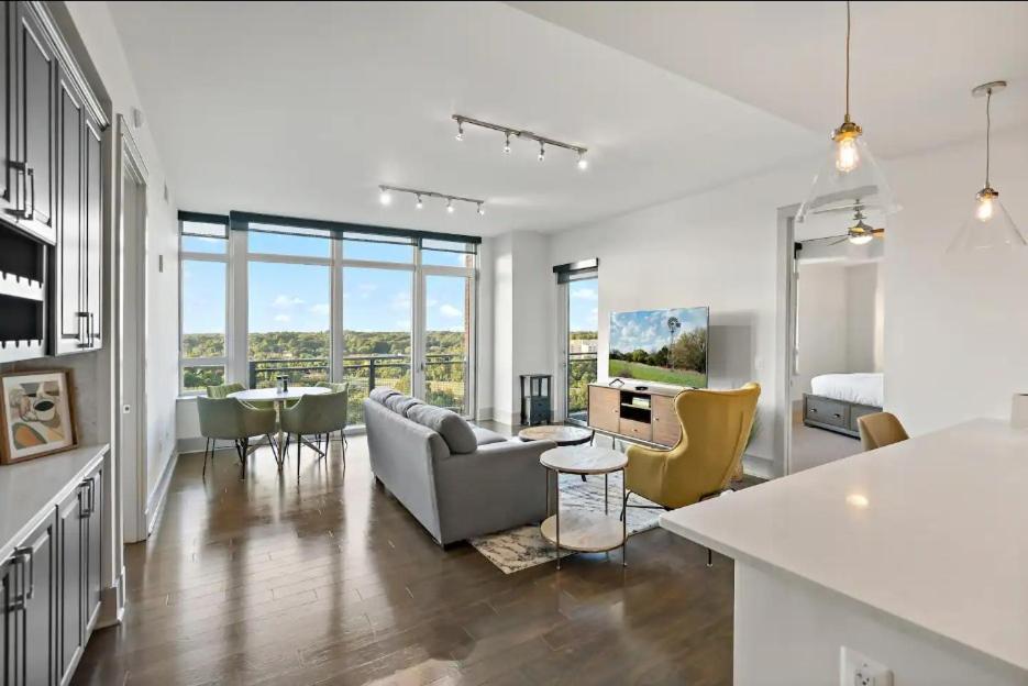 Hala Tysons Aparthotel แม็คเลน ภายนอก รูปภาพ